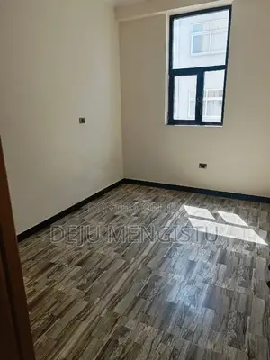 3bdrm Apartment in ሰባ ሁለት, Bole for rent