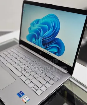 New Laptop HP Stream Notebook 8GB Intel Core I7 SSD 512GB