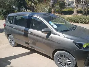 New Suzuki Ertiga 2023 Gold