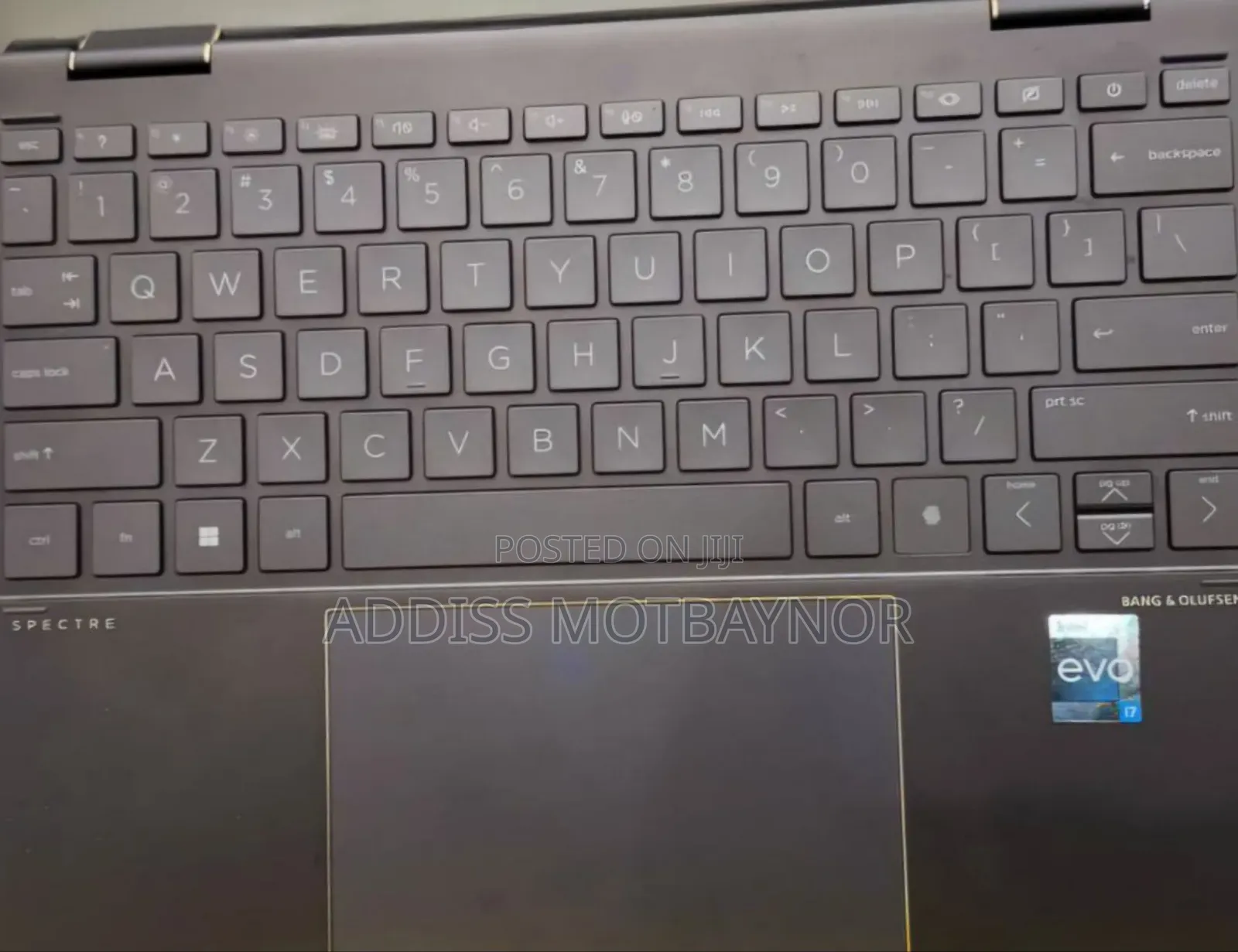 New Laptop HP Spectra 13 16GB Intel Core I7 SSD 1T