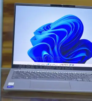 New Laptop Lenovo 32GB Intel Core I7 SSD 1T