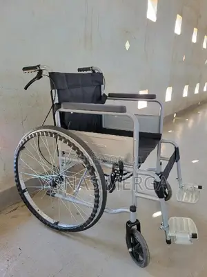 Medical Steel Wheelchair翊made to Make Our Service Better