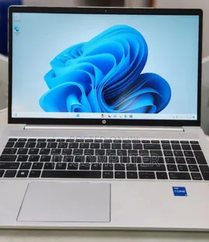 New Laptop HP 8GB Intel Core I5 SSD 512GB