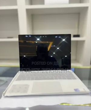 Photo - New Laptop Dell Inspiron 14 16GB Intel Core I7 SSD 2T