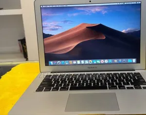 New Laptop Apple MacBook Air 2015 8GB Intel Core i5 SSD 128GB