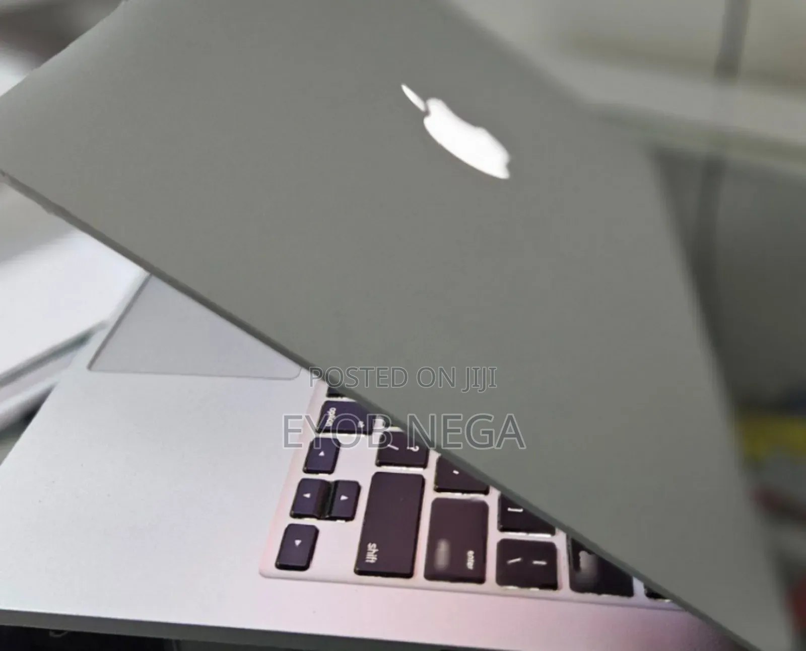 New Laptop Apple MacBook Air 2015 8GB Intel Core I5 SSD 500GB