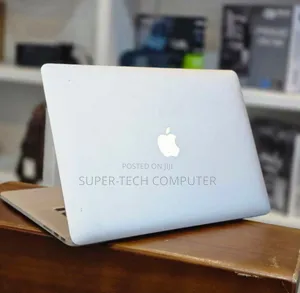 New Laptop Apple MacBook Pro 2015 16GB Intel Core I7 SSD 256GB