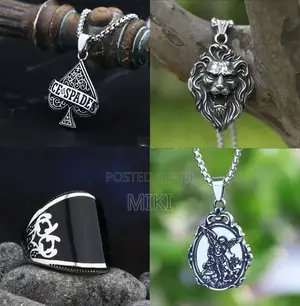 Mens St. George Trending Chain Necklace