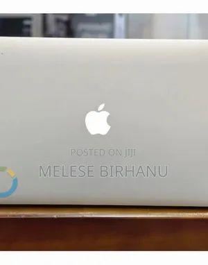 New Laptop Apple MacBook Pro 2015 8GB Intel Core I7 SSD 256GB