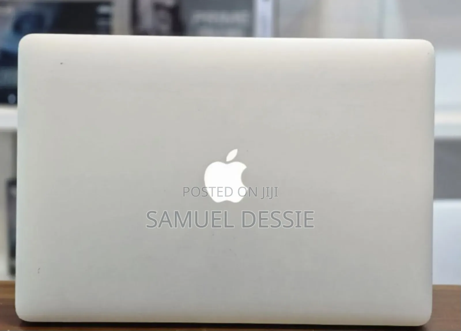 New Laptop Apple MacBook Pro 2015 16GB Intel Core I7 SSD 256GB