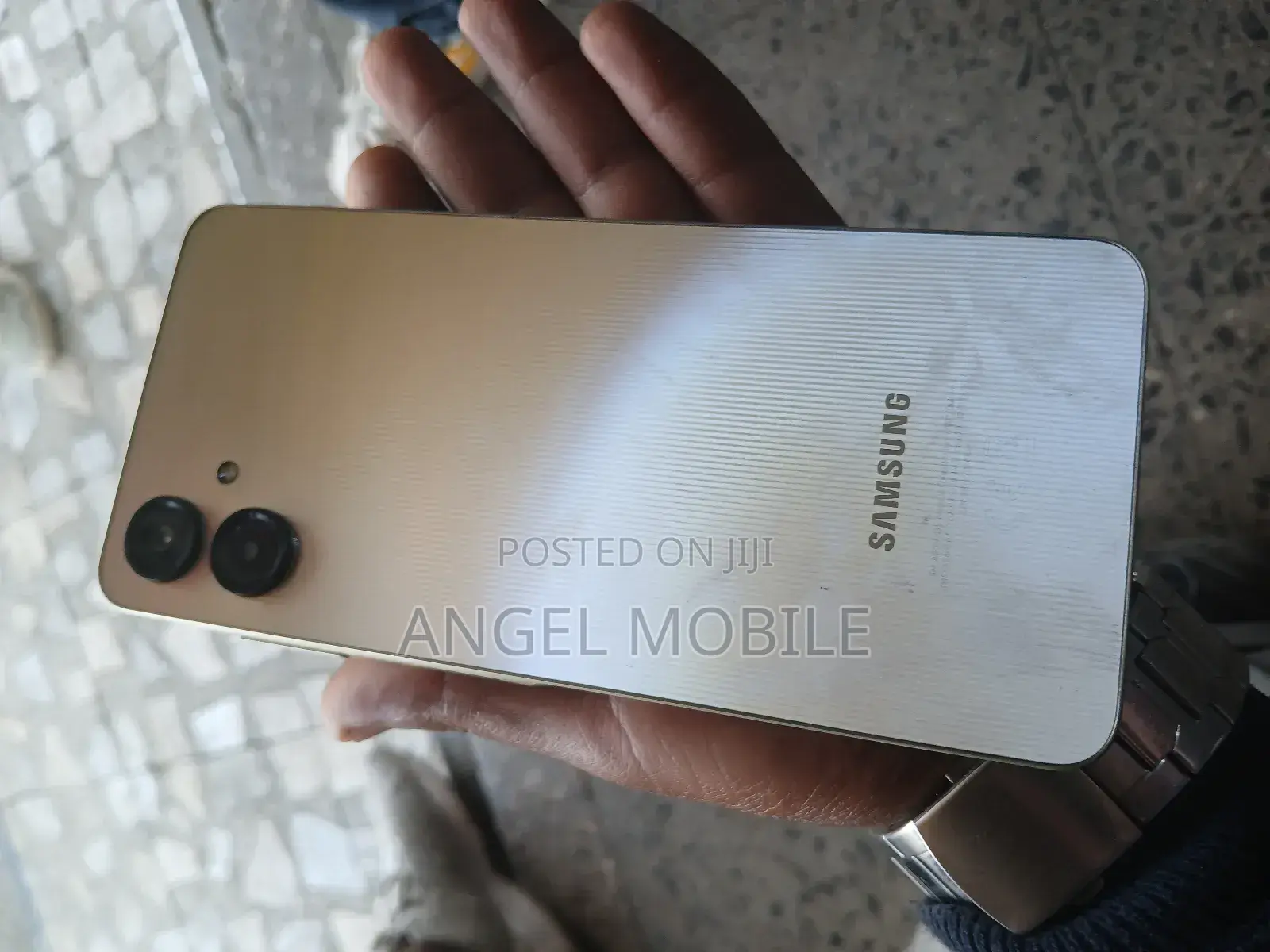 New Samsung Galaxy A06 64 GB Rose Gold