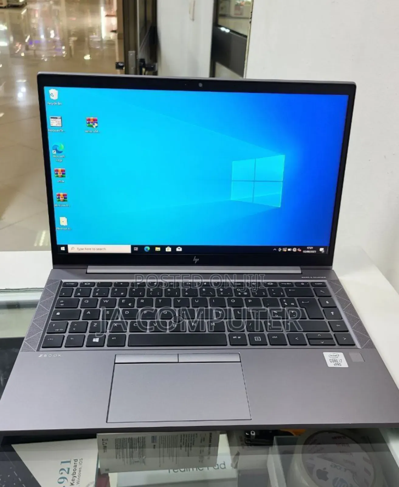 New Laptop HP ZBook Firefly 14 G7 16GB Intel Core I7 SSD 512GB