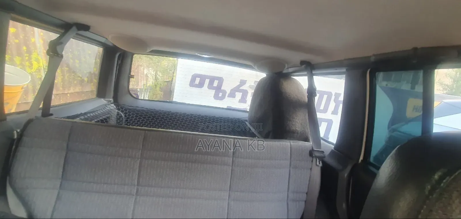 Jeep Cherokee 2001 White