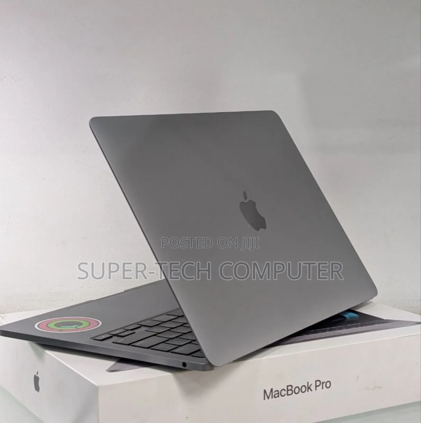 New Laptop Apple MacBook Pro 2020 M1 8GB Apple M1 SSD 512GB