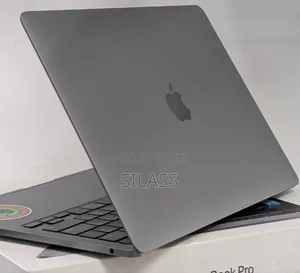 Photo - New Laptop Apple MacBook Pro 2020 M1 8GB Apple M1 SSD 512GB