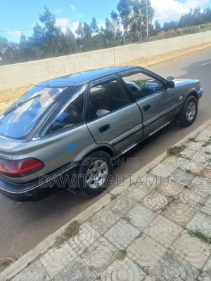 Toyota Corolla 1.3 Saloon 1992 Gray