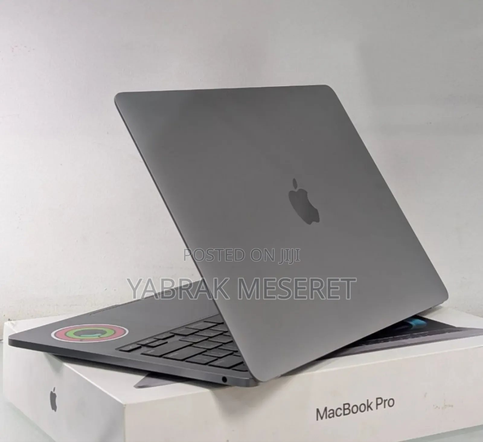 New Laptop Apple MacBook Pro M1 8GB Apple M1 Pro SSD 512GB