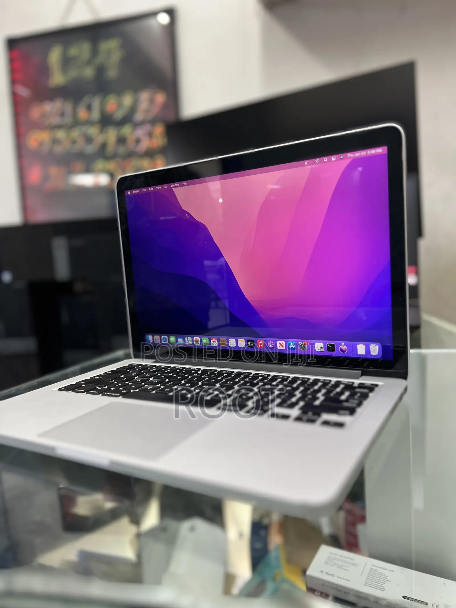 Laptop Apple MacBook Pro 2015 8GB Intel Core I5 SSD 512GB