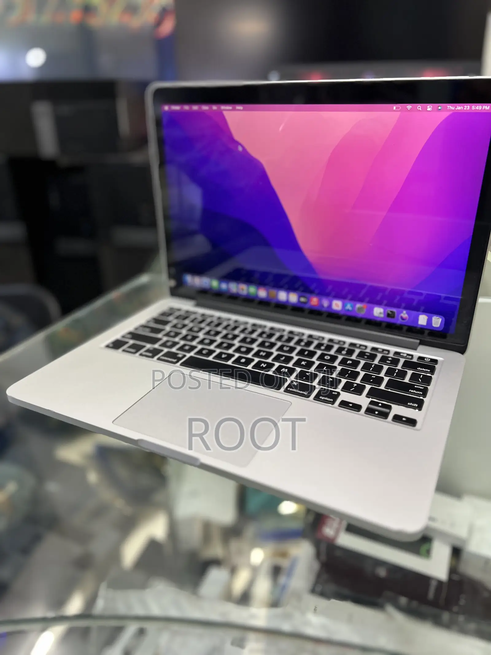 Laptop Apple MacBook Pro 2015 8GB Intel Core I5 SSD 512GB