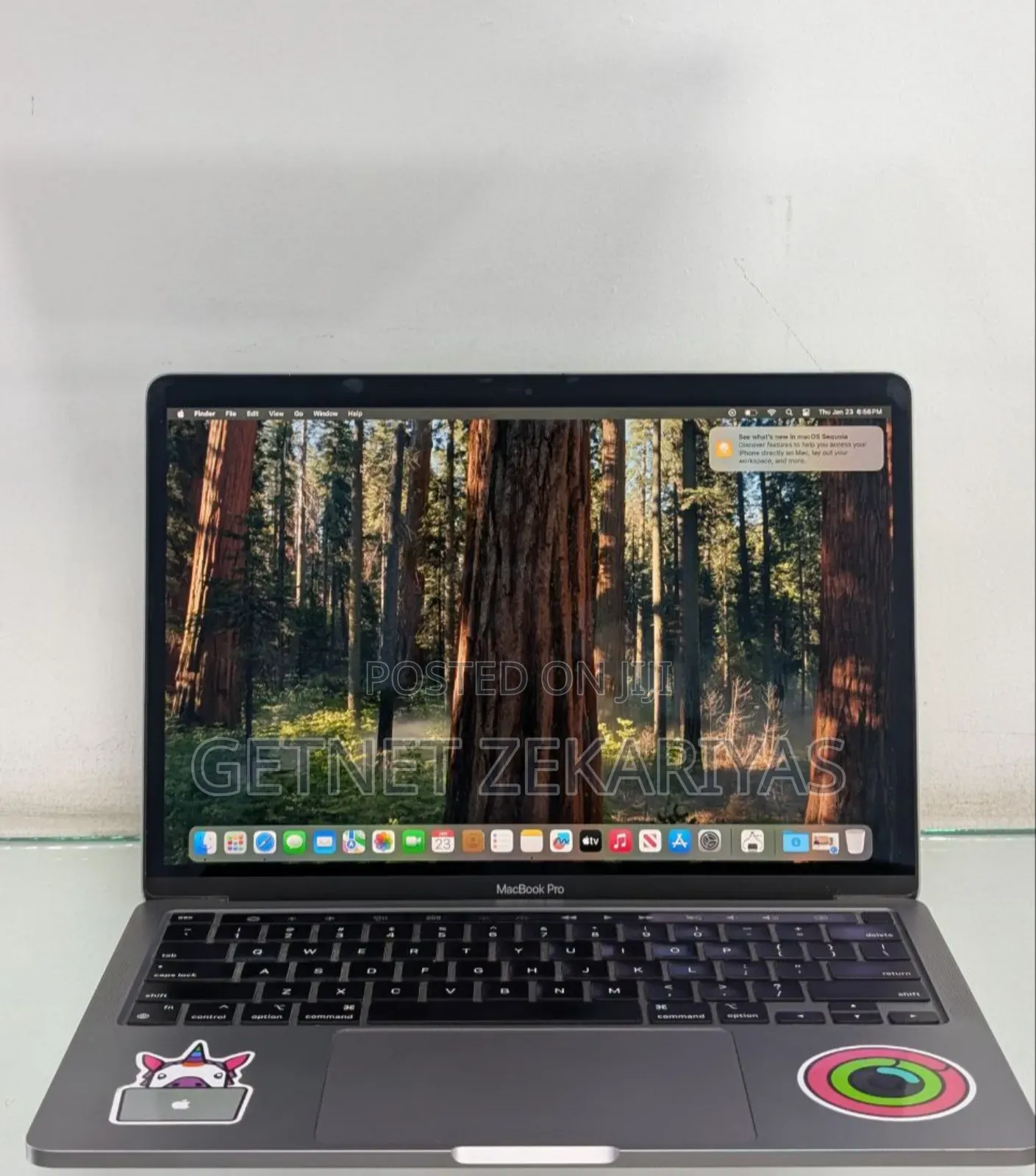 New Laptop Apple MacBook Pro M1 8GB Apple M1 Pro SSD 512GB