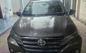 Toyota Rush 2022 Gray