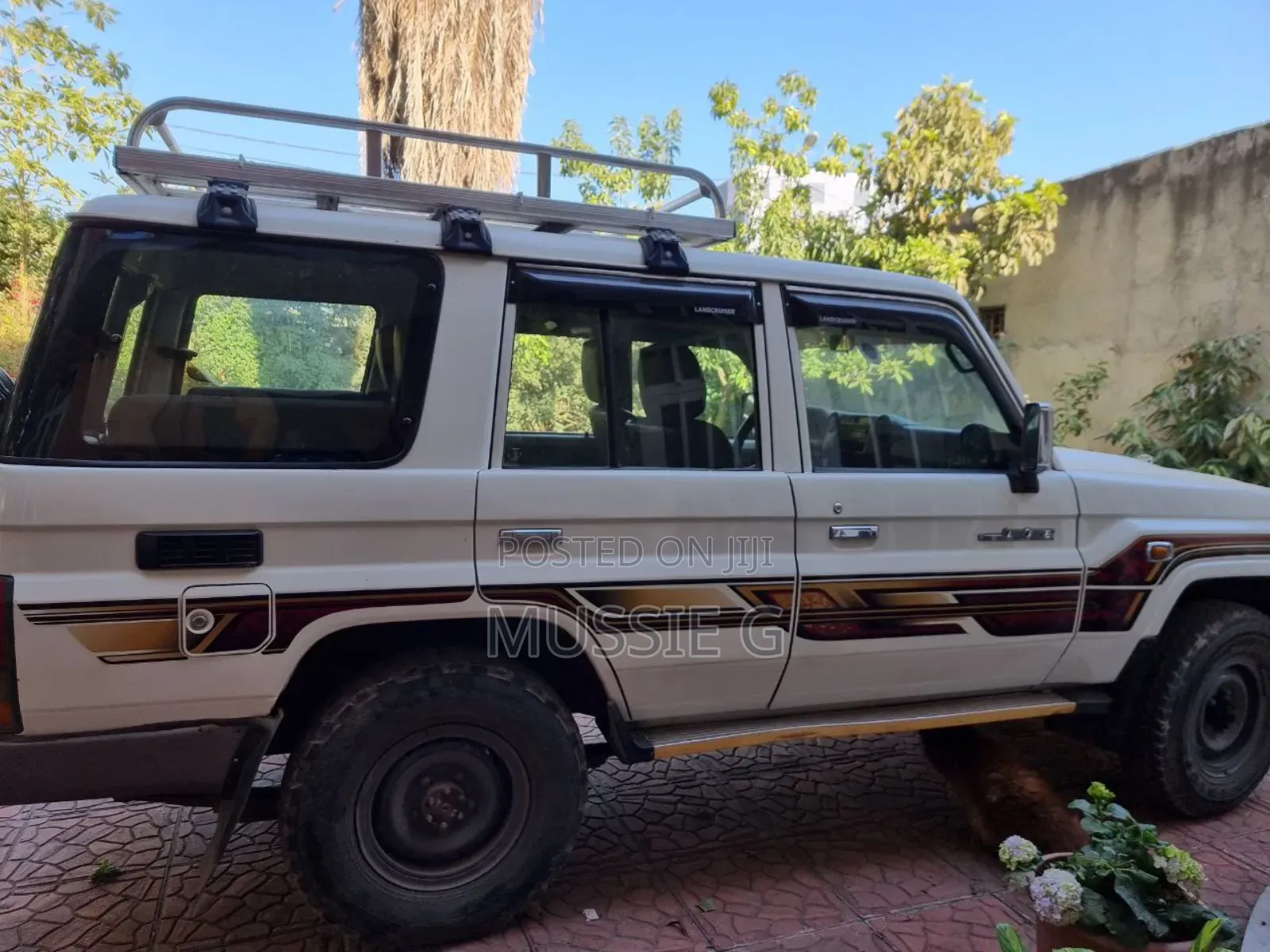 Toyota Land Cruiser 4.0 V6 STD 2010 White