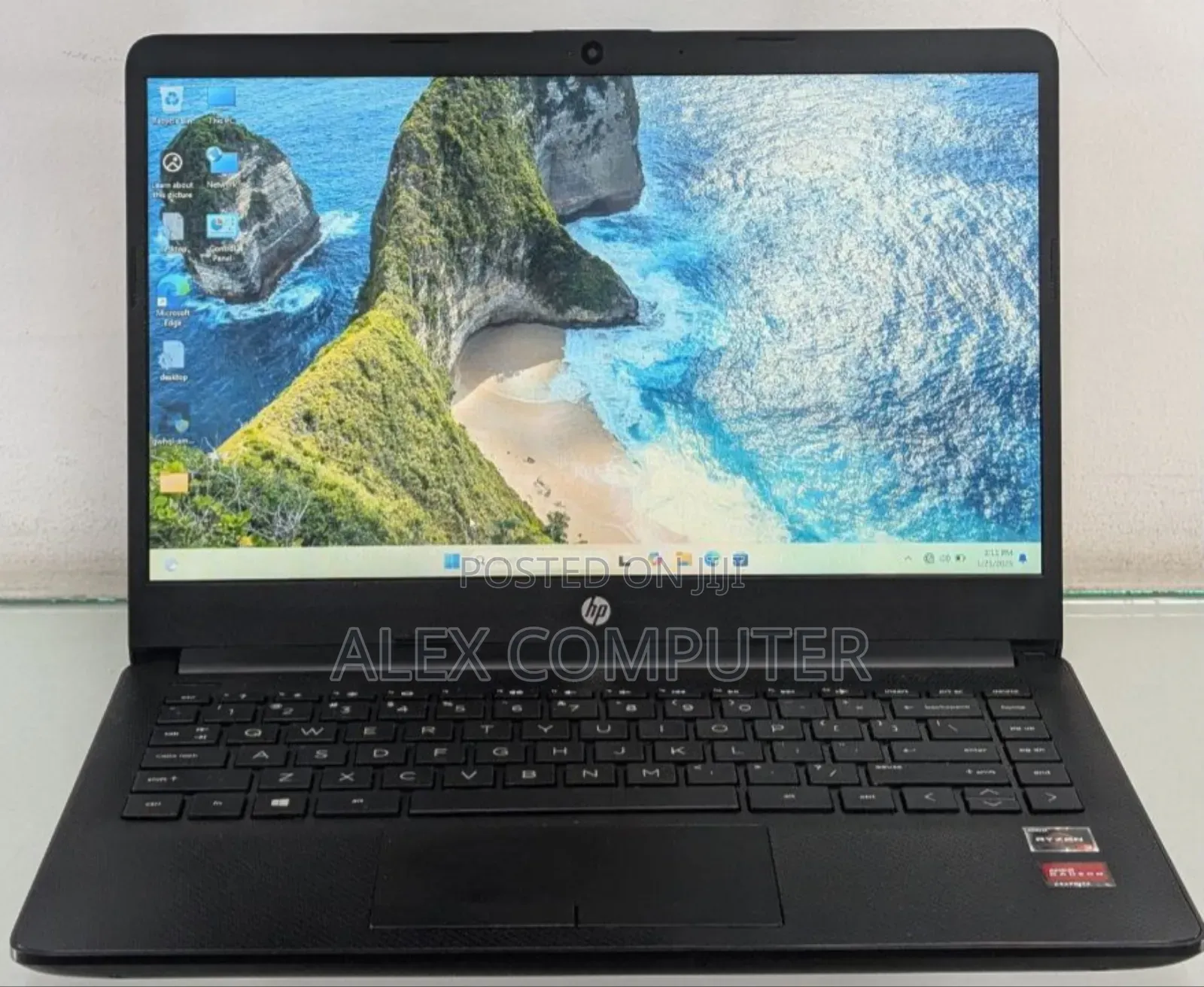 New Laptop HP Stream Notebook 8GB AMD Ryzen 3 HDD 1T