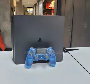 Photo - Playstation 4 Slim