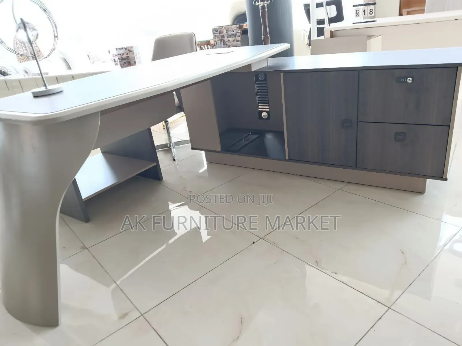 Modern Manager Table (Size 160cm)