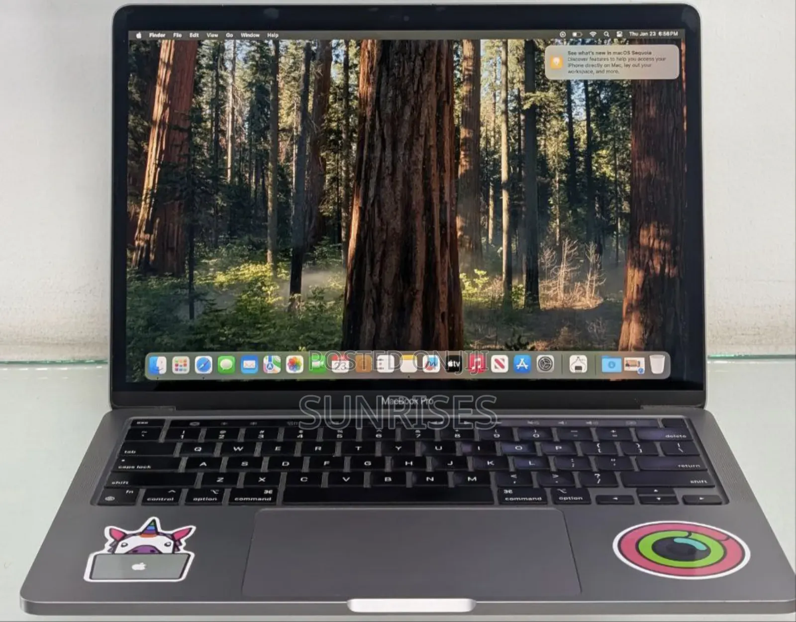 New Laptop Apple MacBook Pro M1 8GB Apple M1 SSD 512GB