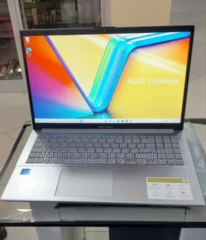 New Laptop Asus VivoBook 15 X505BA 8GB Intel Core I3 SSD 256GB