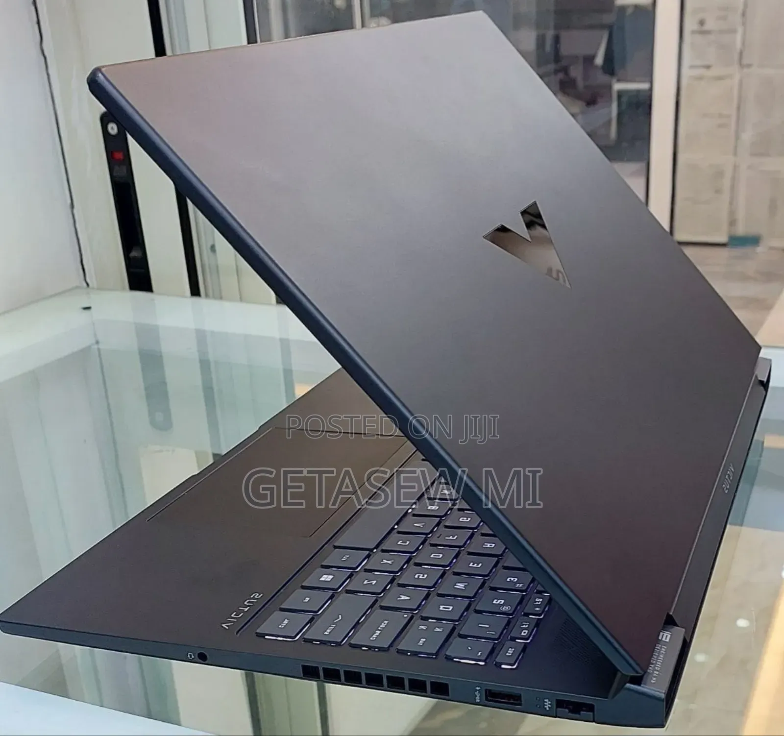 New Laptop HP Victus 16 16GB AMD Ryzen 7 SSD 1T