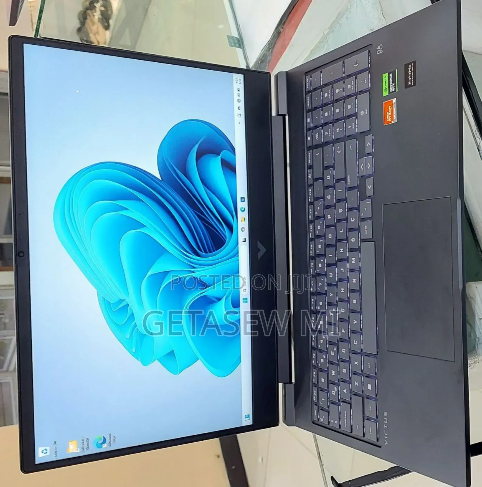 New Laptop HP Victus 16 16GB AMD Ryzen 7 SSD 1T