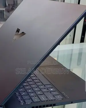New Laptop HP Victus 16 16GB AMD Ryzen 7 SSD 1T