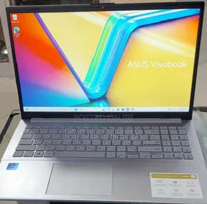 New Laptop Asus VivoBook 15 X505BA 8GB Intel Core I3 SSD 256GB