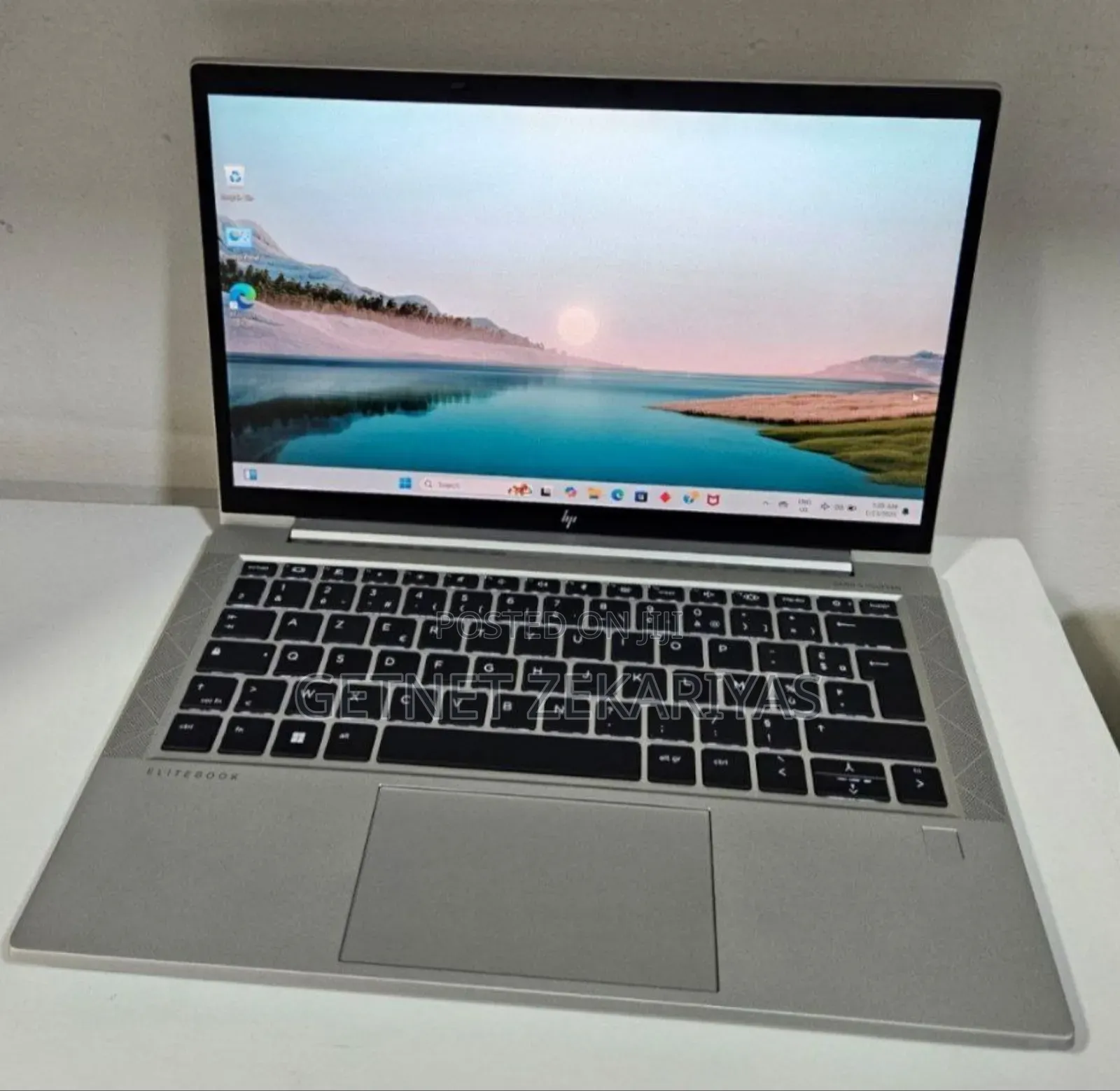 New Laptop HP EliteBook 830 G8 16GB AMD Ryzen 5 SSD 512GB