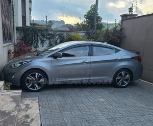 Hyundai Avante 2015 Gray