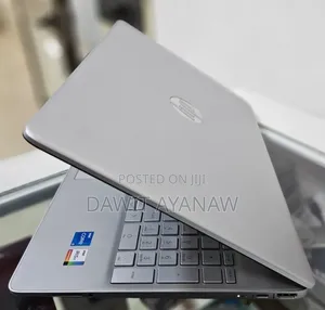 New Laptop Asus VivoBook 15 X505BA 16GB Intel Core i5 SSD 512GB