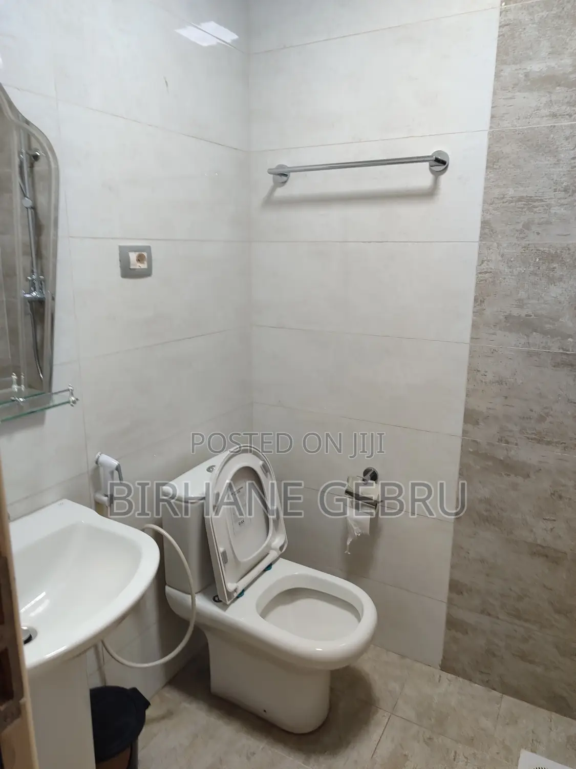 3 Bedroom Luxury Apartiment Fernished Guest House for Rent
