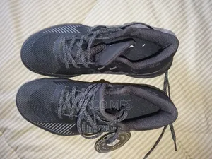 Nike Kyrie Flytrap V