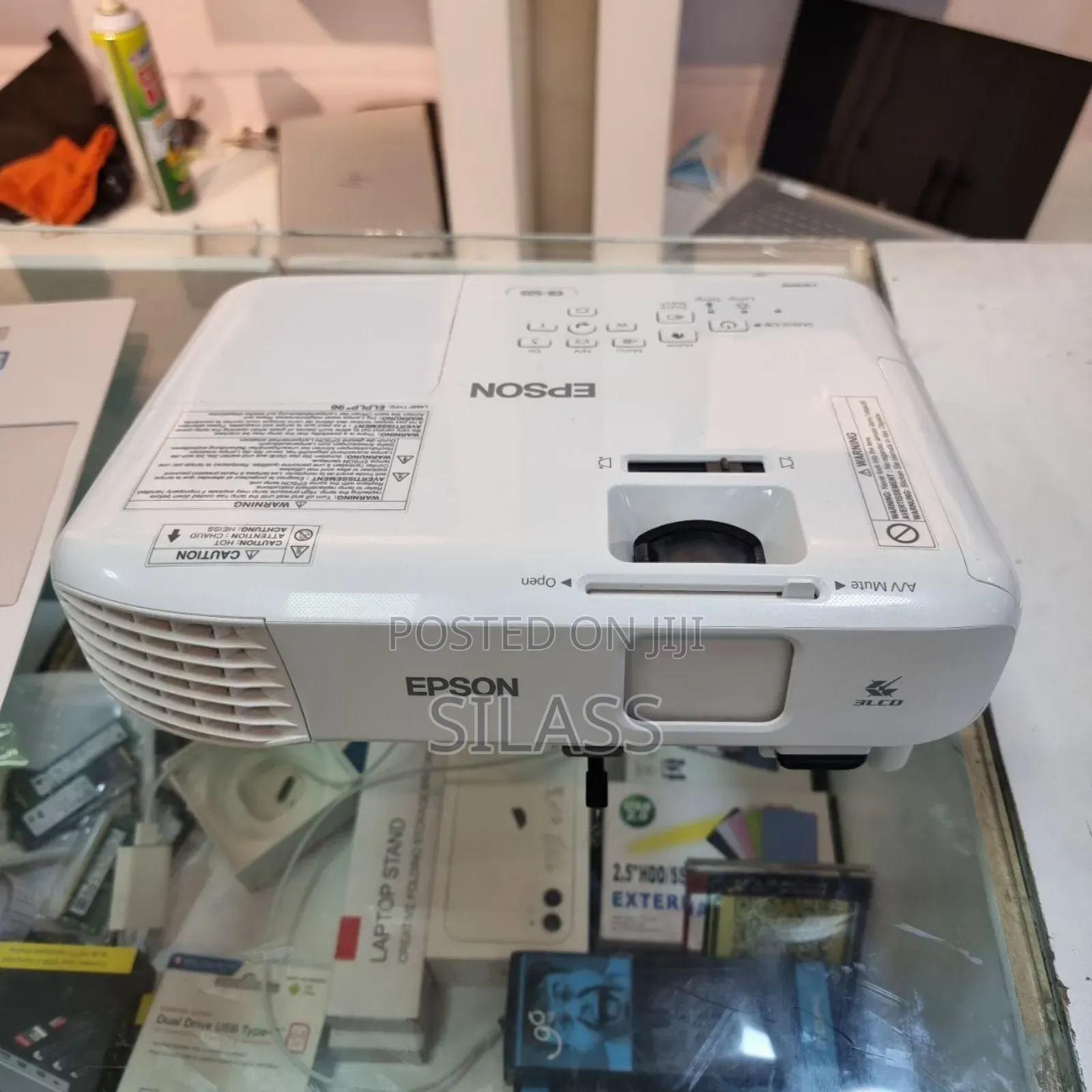 EPSON Projector Model Name: EB-S05 With Remote Hardwa