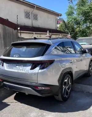 Hyundai Tucson 2022 Silver