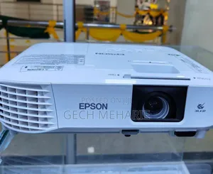 EBRAND NEW EPSON Projector Has Remote Model Name: EB-