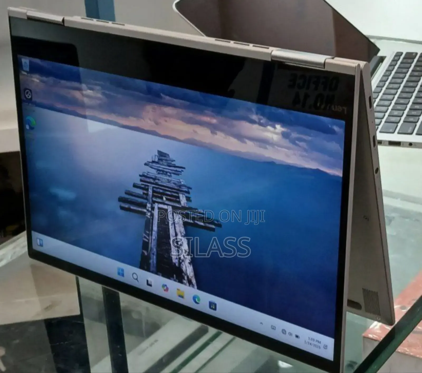 New Laptop Lenovo Yoga 730 16GB Intel Core I5 SSD 256GB