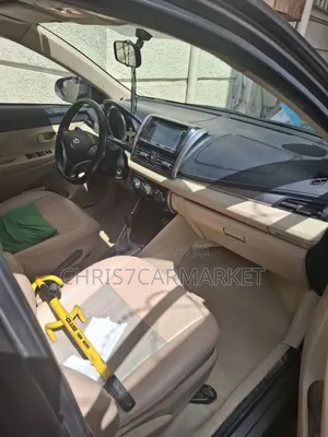 Toyota Yaris 2014 Gray