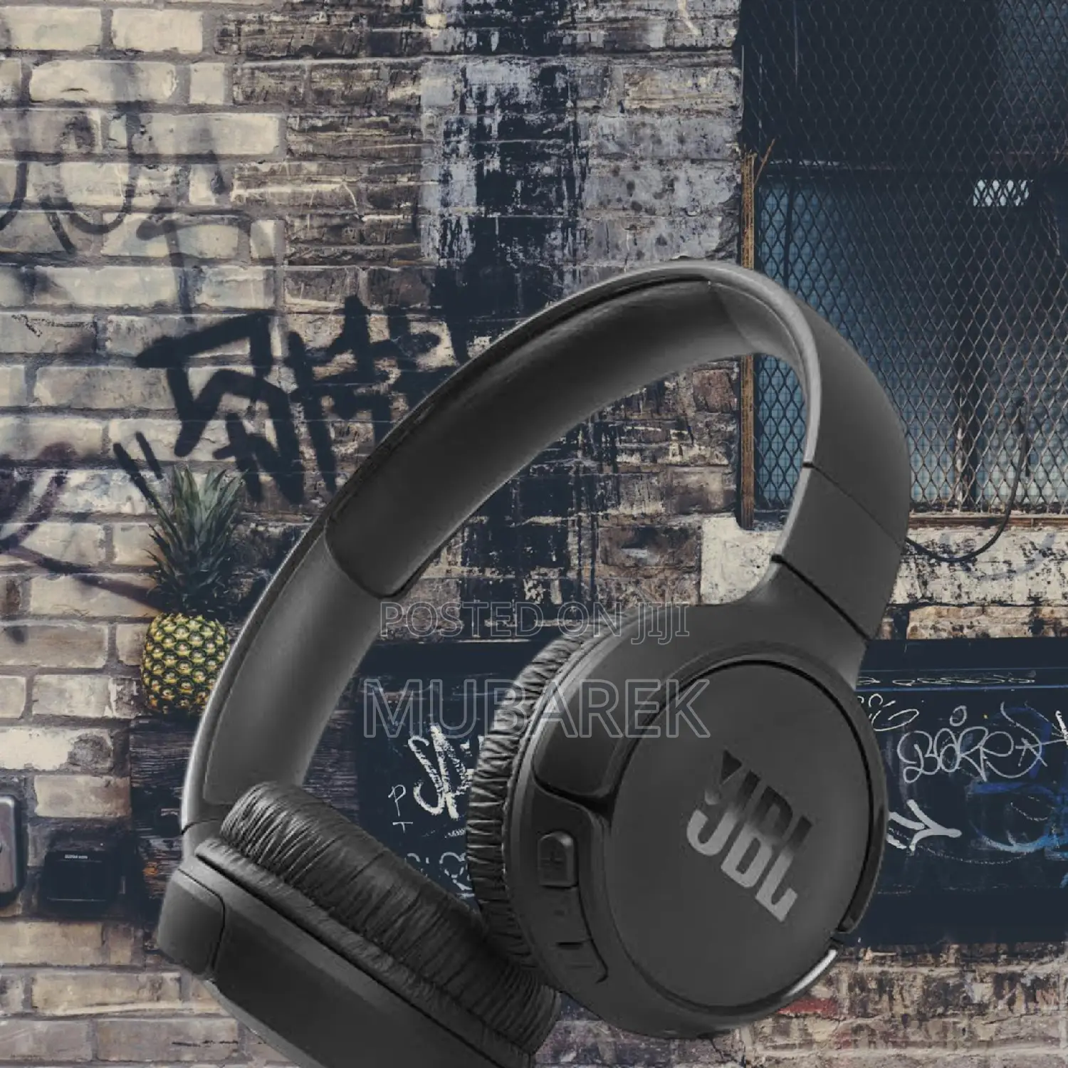 JBL Tune 510bt Typical Lightweight and Stylish Headphones