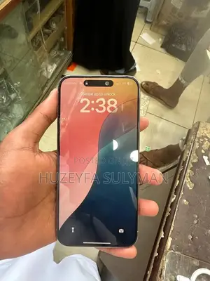 Photo - Apple iPhone 15 Pro Max 512 GB Silver