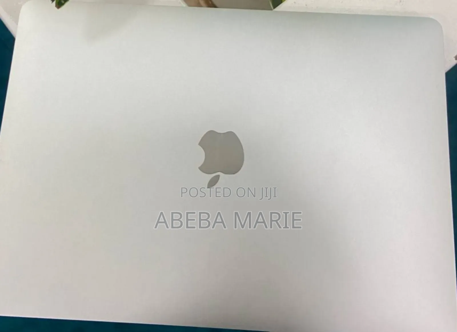 New Laptop Apple MacBook Pro 2022 M2 8GB Intel Core M2 SSD 512GB