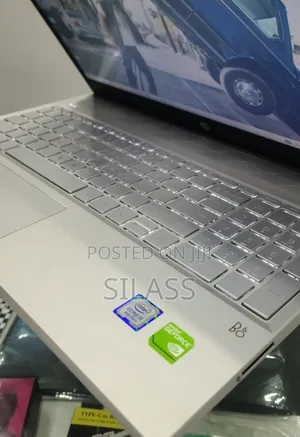 New Laptop HP Pavilion 15 16GB Intel Core I7 SSD 512GB