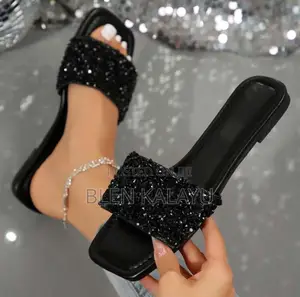 Leisure Fashion Women Rhinestone Slippers